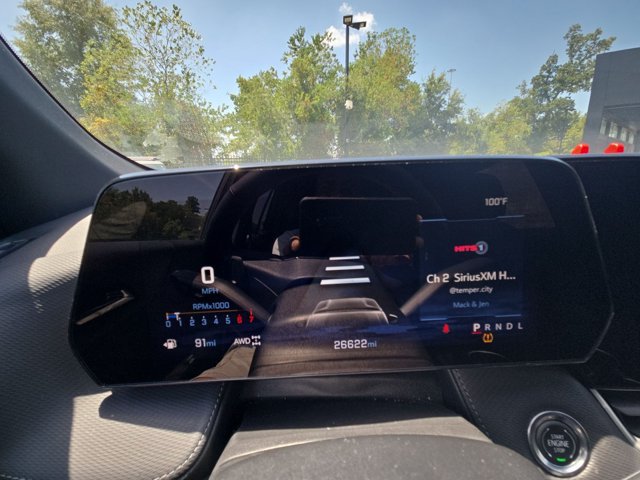 Used 2025 Chevrolet Equinox LT AWD/4WD image 11