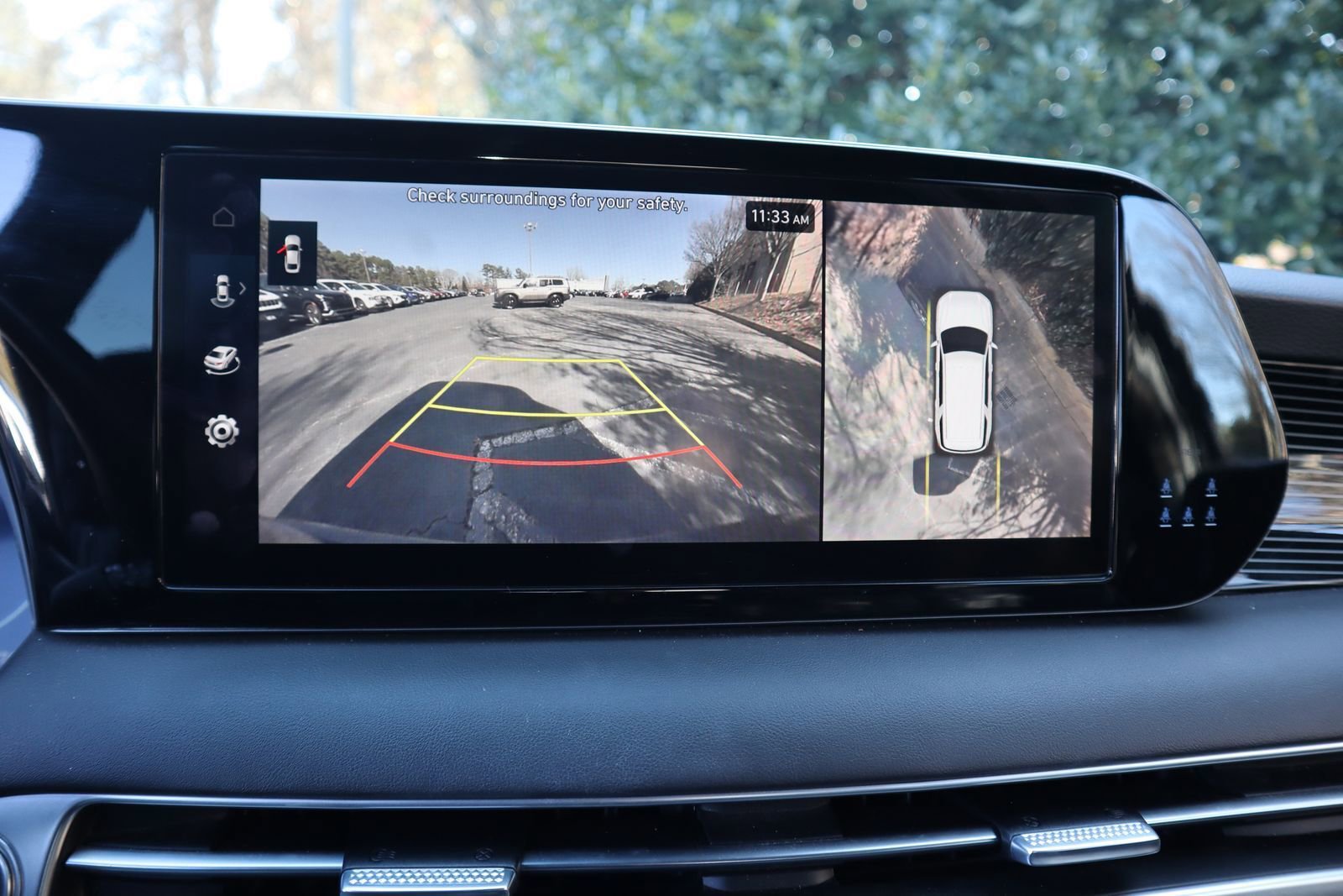 Used 2023 Hyundai Palisade Calligraphy image 31