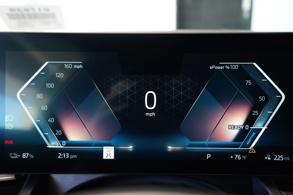 Used 2026 BMW i5 eDrive40 w/ Premium Package image 17