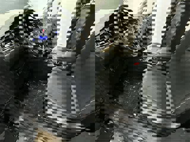 Certified 2022 Volkswagen Tiguan SE w/ Panoramic Sunroof Package image 18