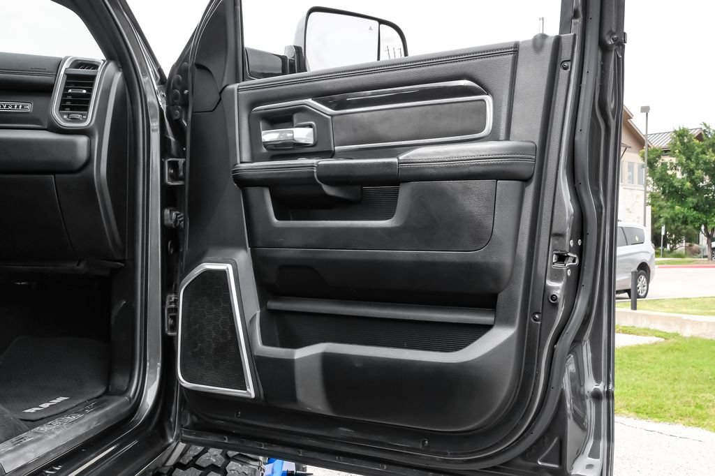 Used 2019 RAM 3500 Laramie AWD/4WD image 43