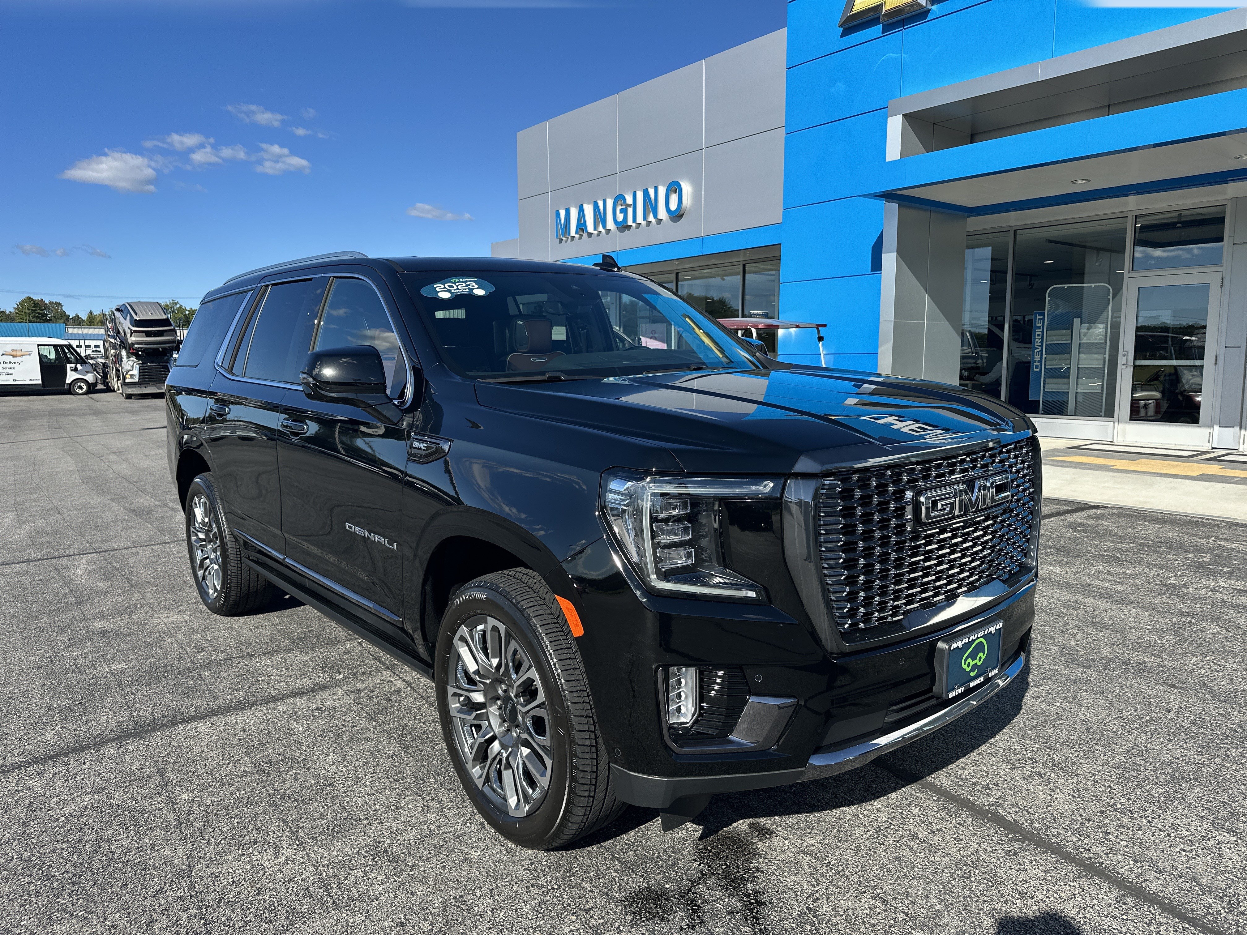 Certified 2023 GMC Yukon Denali Ultimate AWD/4WD image 2