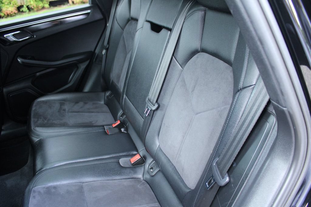 Used 2016 Porsche Macan S AWD/4WD image 36