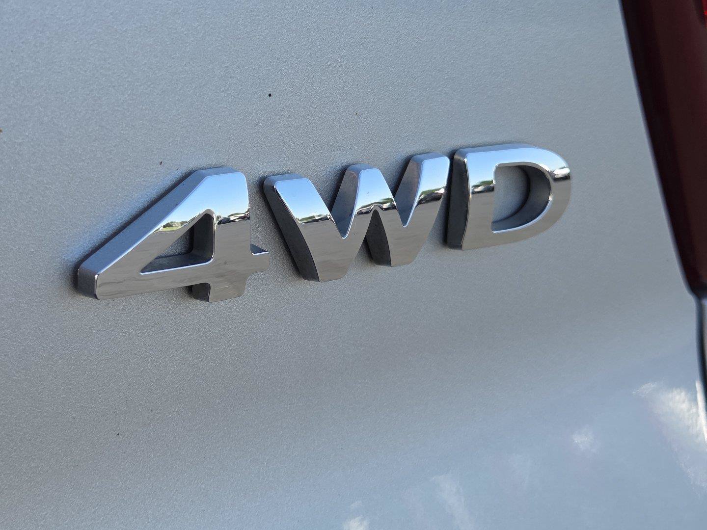 Used 2019 Ford Explorer XLT AWD/4WD image 3