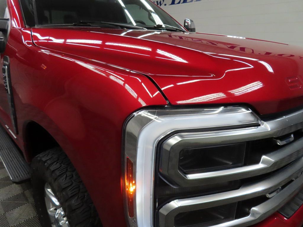 Used 2024 Ford F250 Platinum w/ FX4 Off-Road Package image 35