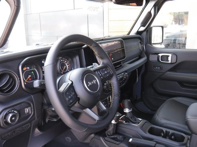 New 2025 Jeep Wrangler Unlimited Rubicon 392 image 23