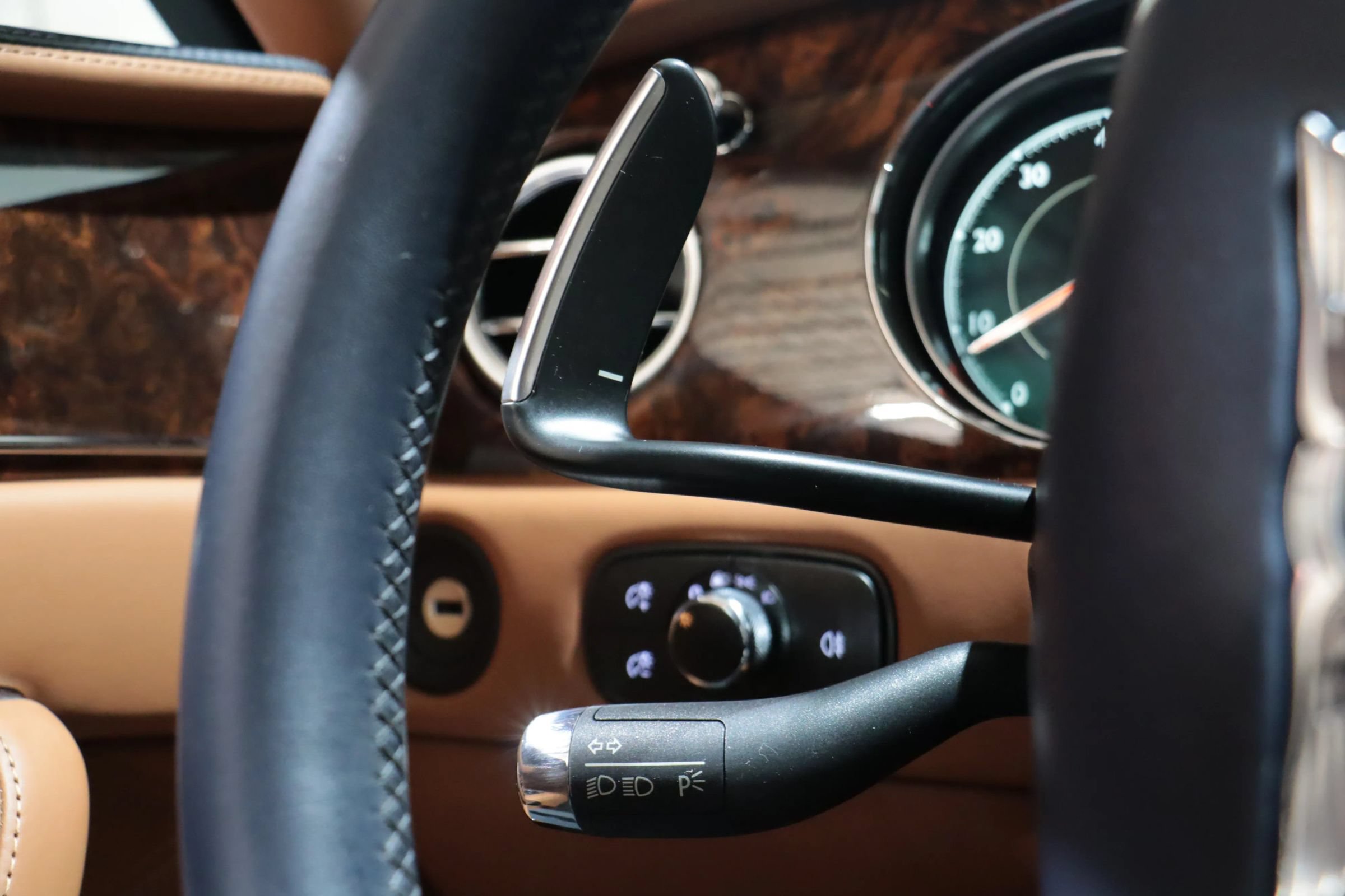 Used 2016 Bentley Flying Spur V8 AWD/4WD image 29