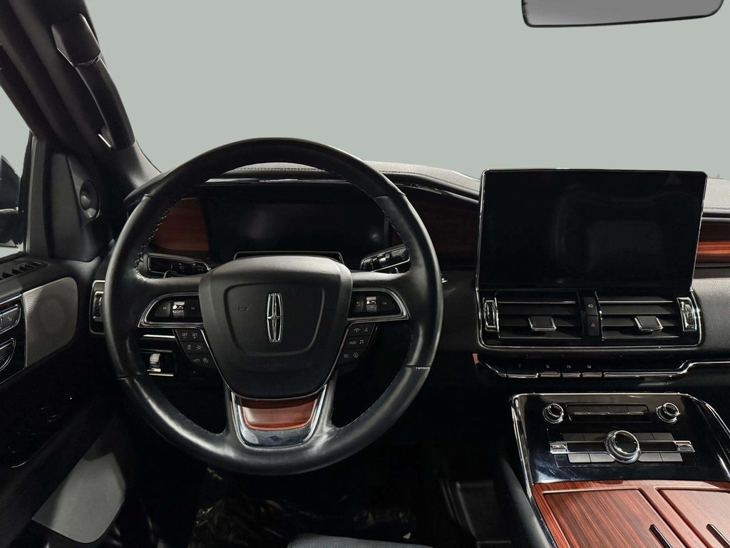 Certified 2023 Lincoln Navigator Reserve AWD/4WD image 22