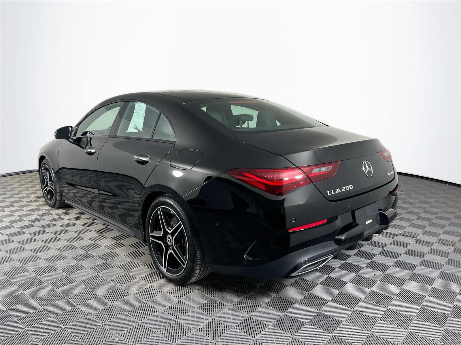 Certified 2026 Mercedes-Benz CLA 250 4MATIC image 4