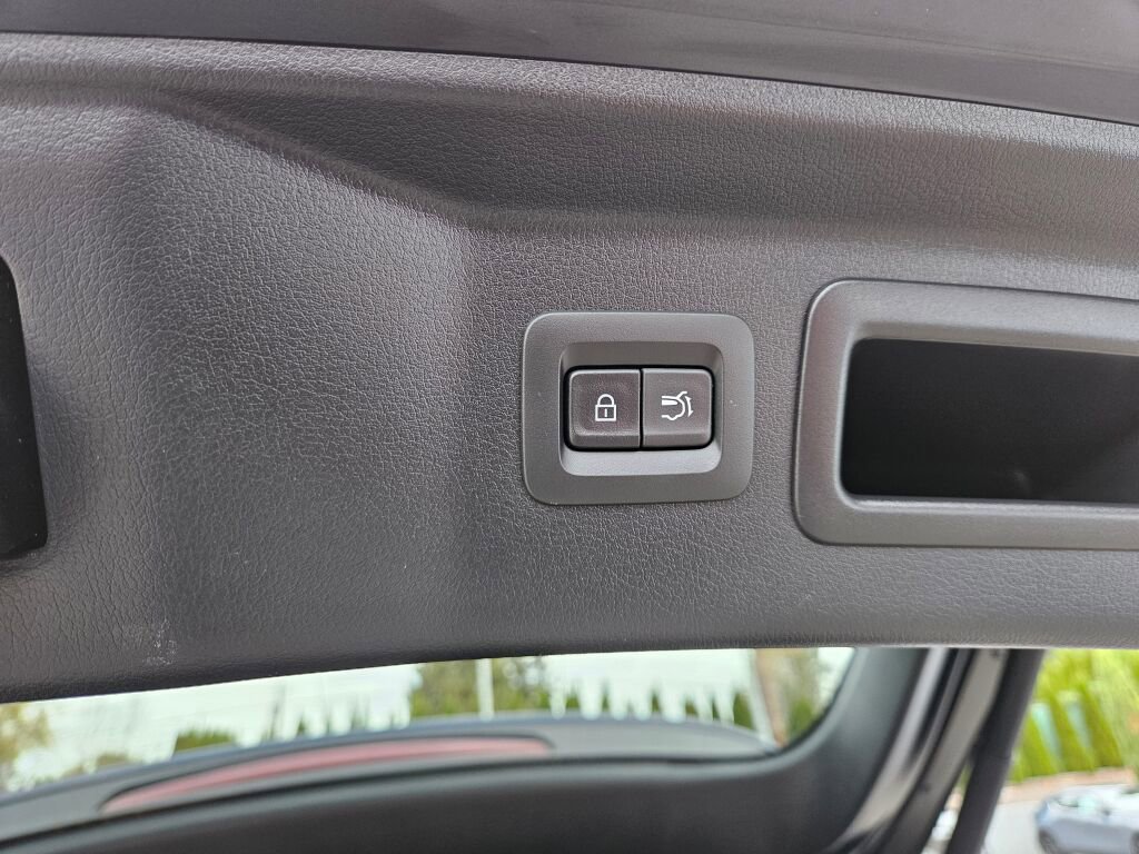 Certified 2025 MAZDA CX-90 3.3 Turbo w/ Select Package image 11