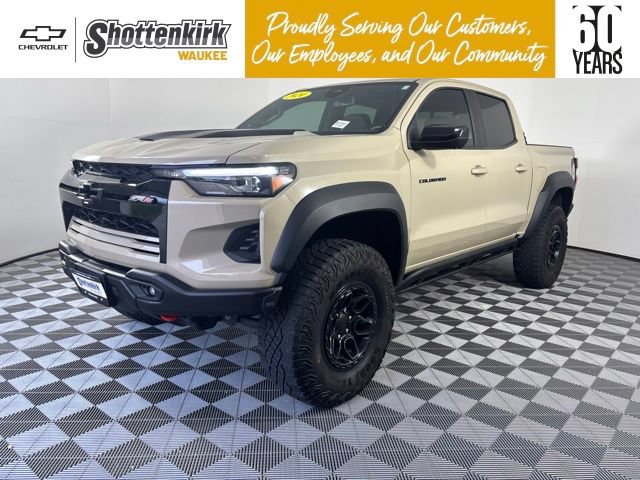 Used 2024 Chevrolet Colorado ZR2 w/ ZR2 Bison Edition AWD/4WD image 1