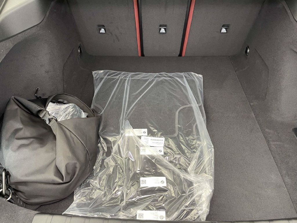 New 2026 BMW i4 xDrive40i AWD/4WD image 17