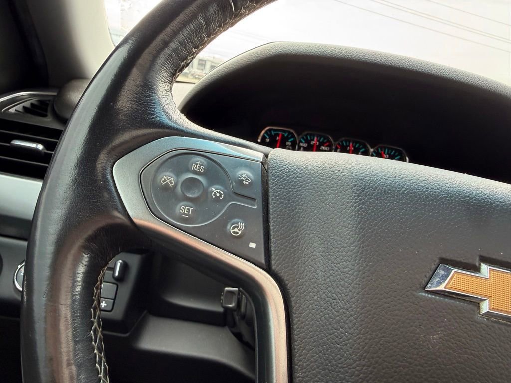 Used 2018 Chevrolet Tahoe Premier AWD/4WD image 13