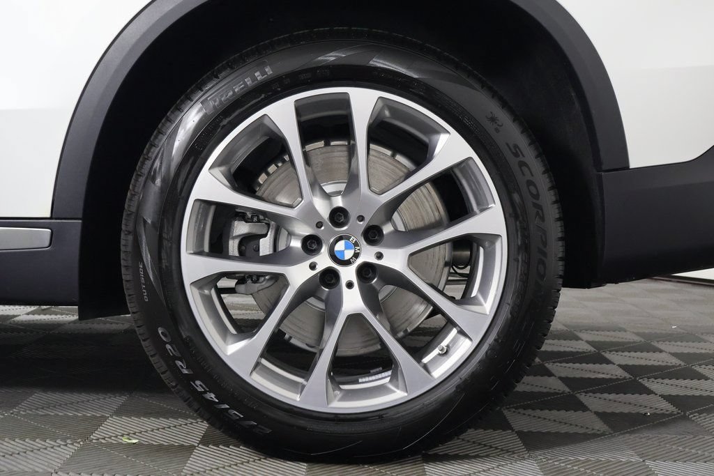 New 2026 BMW X5 xDrive50e AWD/4WD image 10