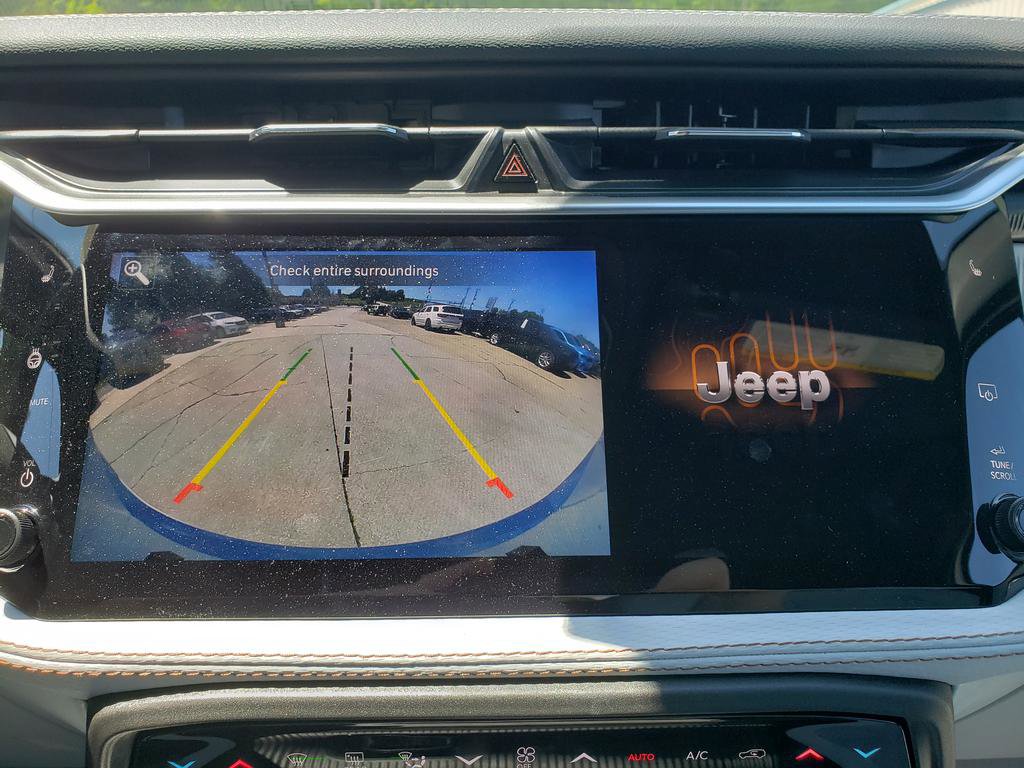 New 2026 Jeep Cherokee Limited AWD/4WD image 21