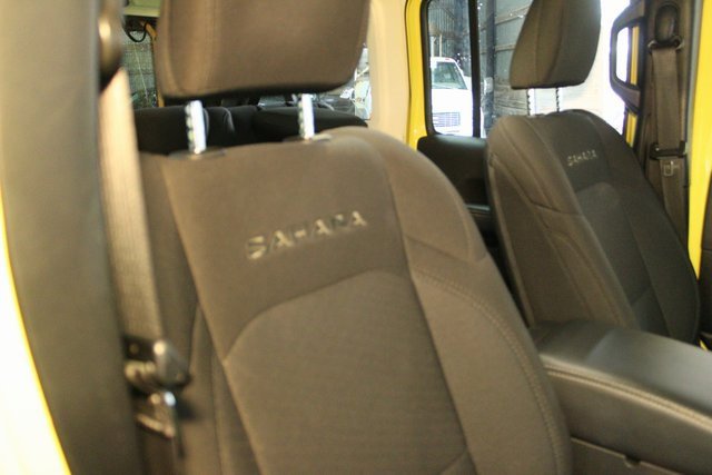 Used 2023 Jeep Wrangler Unlimited Sahara image 11