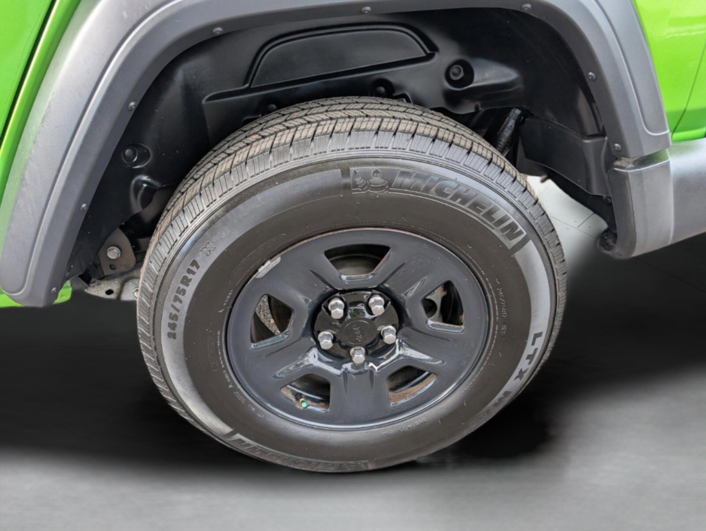 Used 2019 Jeep Wrangler Unlimited Sport image 46