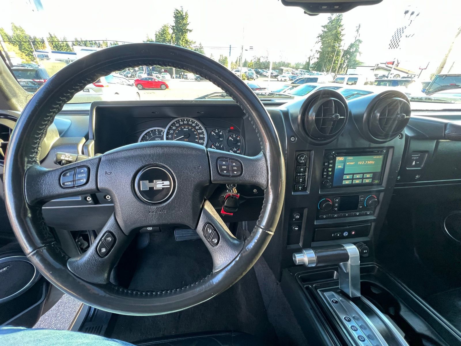 Used 2005 HUMMER H2 w/ Preferred Equipment Group image 39