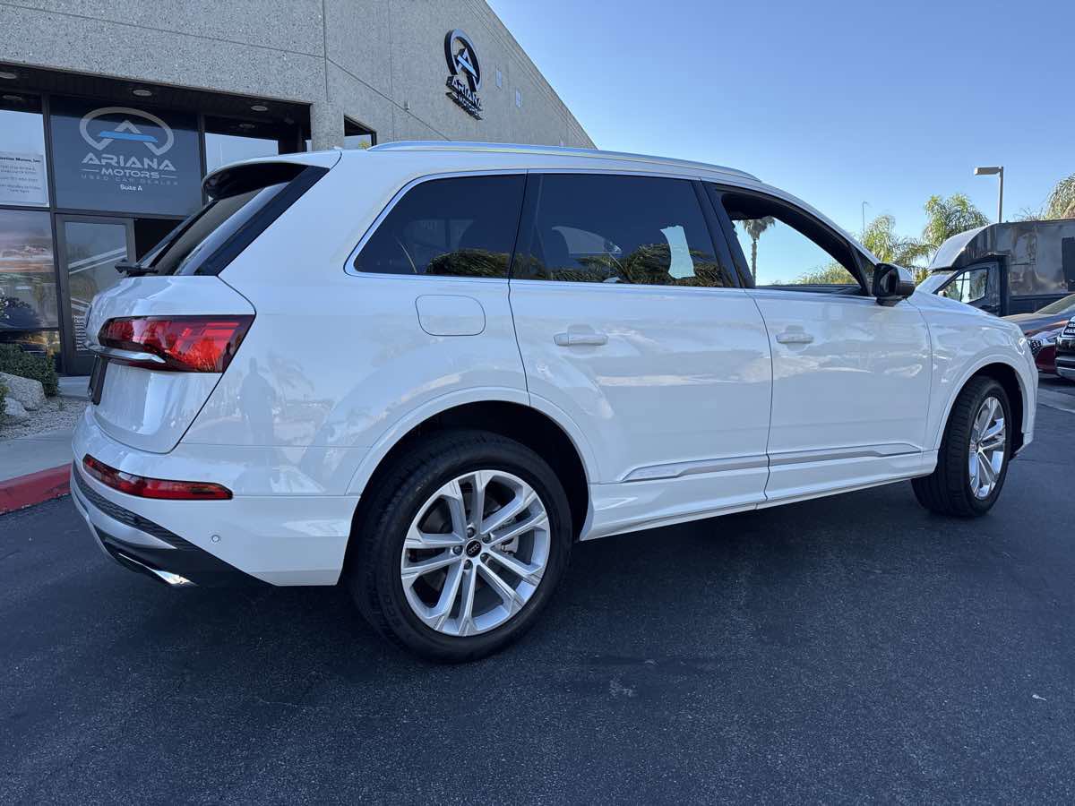 Used 2025 Audi Q7 Premium Plus image 16
