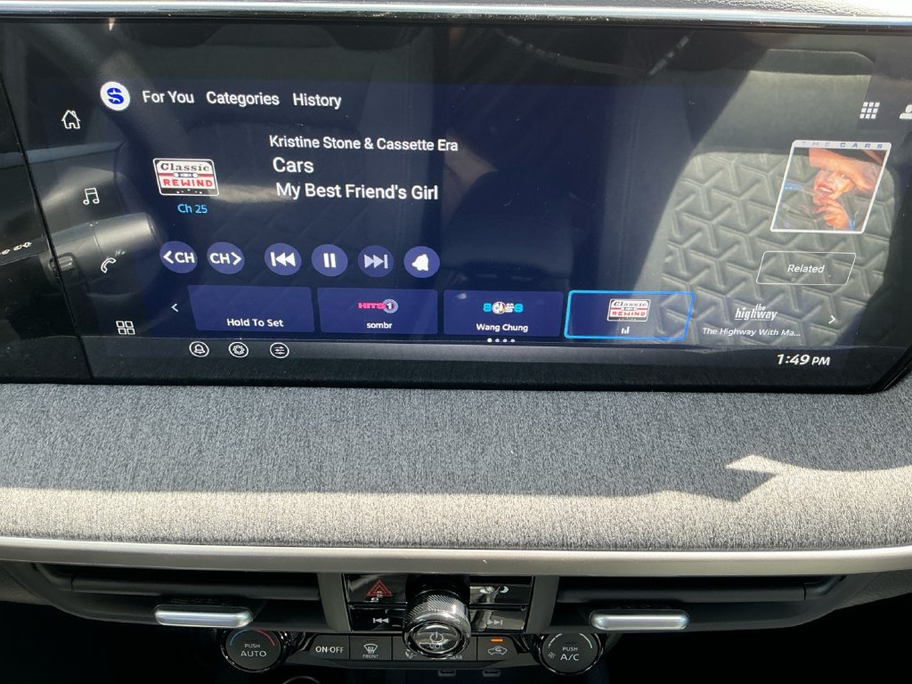 New 2027 Nissan Kicks SV FWD image 18