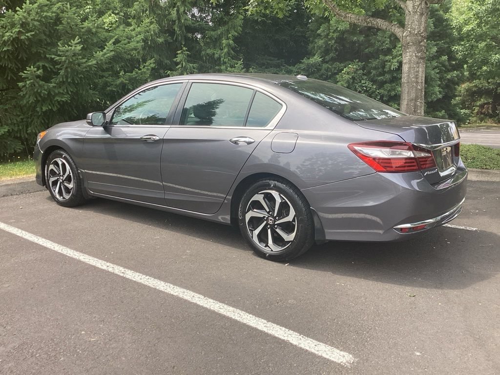 Used 2016 Honda Accord EX-L image 10