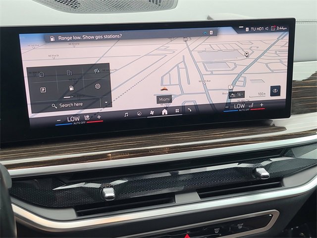 Used 2024 BMW X6 xDrive40i w/ Premium Package image 36