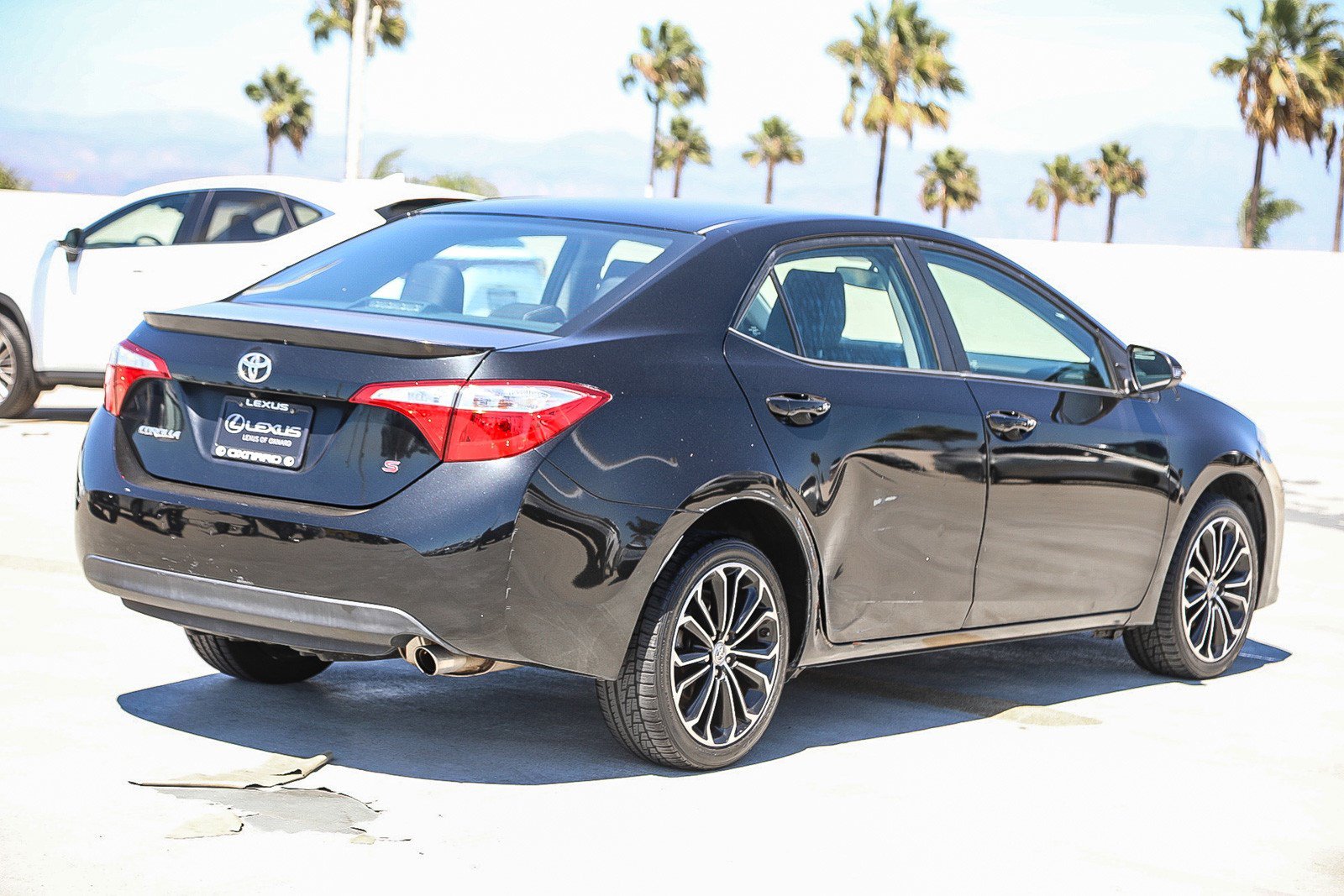 Used 2016 Toyota Corolla S FWD image 7