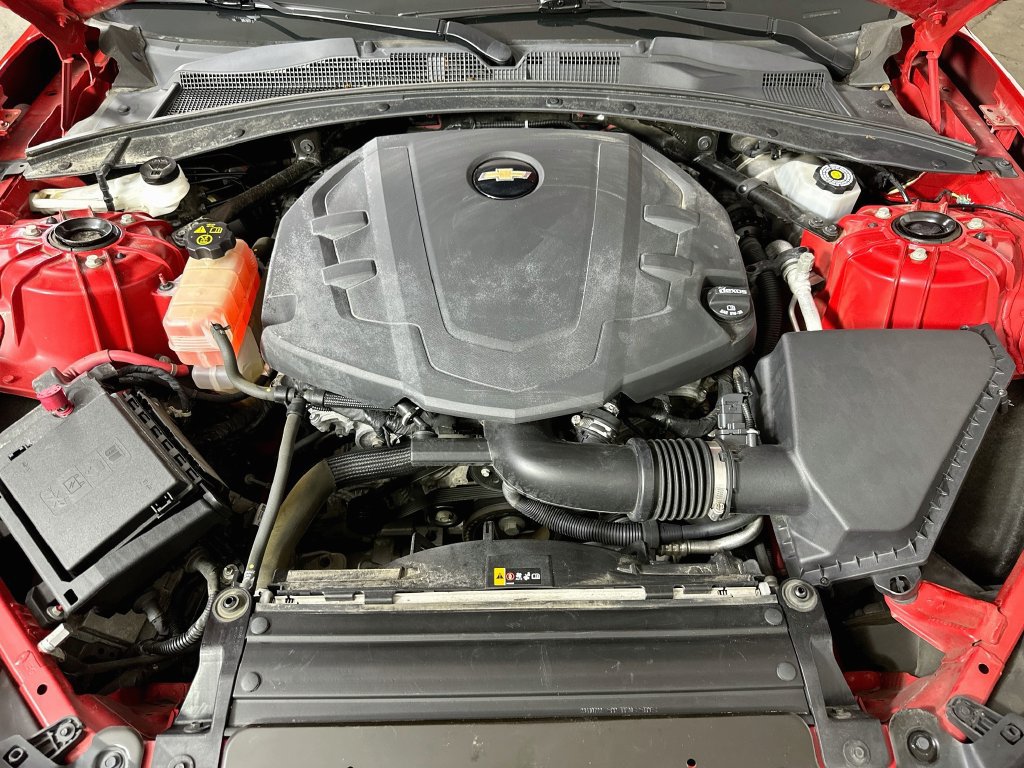 Used 2019 Chevrolet Camaro LT RWD image 10