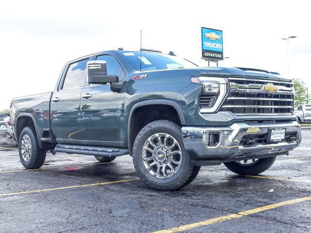 New 2026 Chevrolet Silverado 2500 LTZ w/ LTZ Premium Package AWD/4WD image 2
