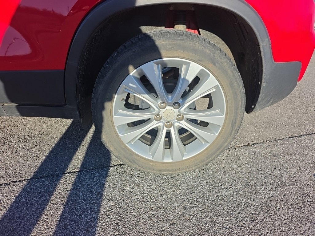 Used 2017 Chevrolet Trax Premier w/ Driver Confidence II Package image 11