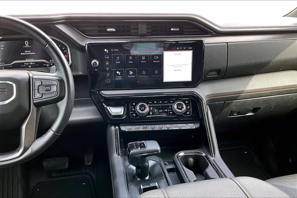 Used 2024 GMC Sierra 1500 AT4 w/ Technology Package AWD/4WD image 7