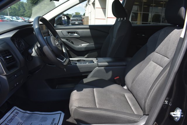 Used 2024 Nissan Rogue SV FWD image 14