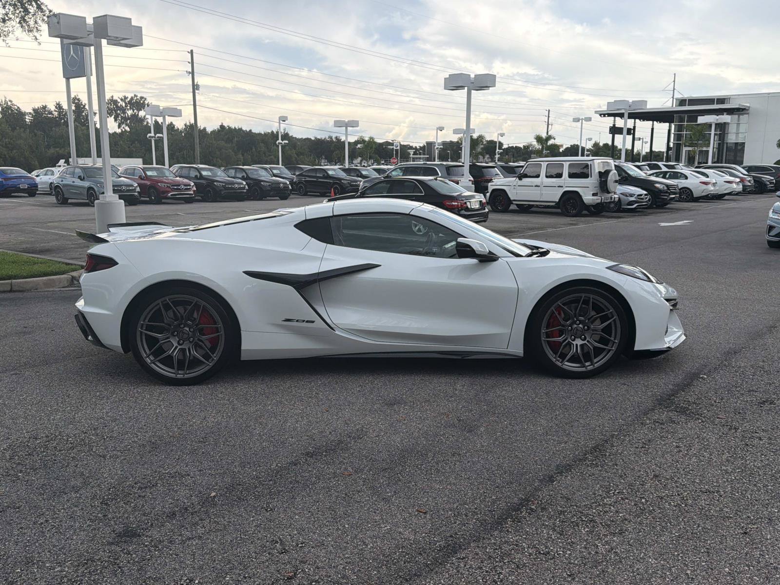 Used 2026 Chevrolet Corvette Z06 RWD image 2