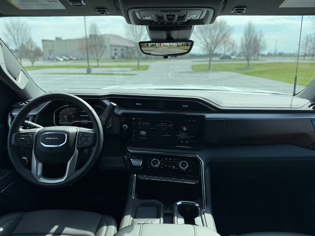 Used 2025 GMC Sierra 3500 Denali w/ Denali Reserve Package image 19