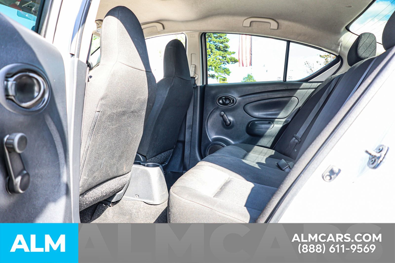 Used 2017 Nissan Versa S Plus image 19