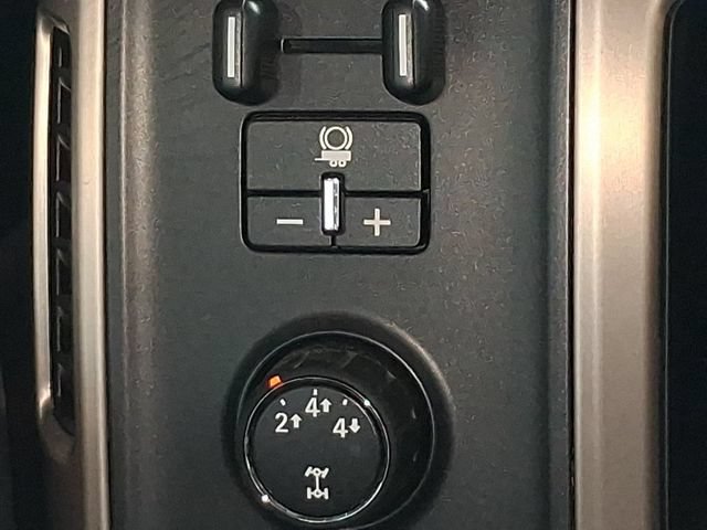 Used 2016 GMC Sierra 2500 Denali AWD/4WD image 35