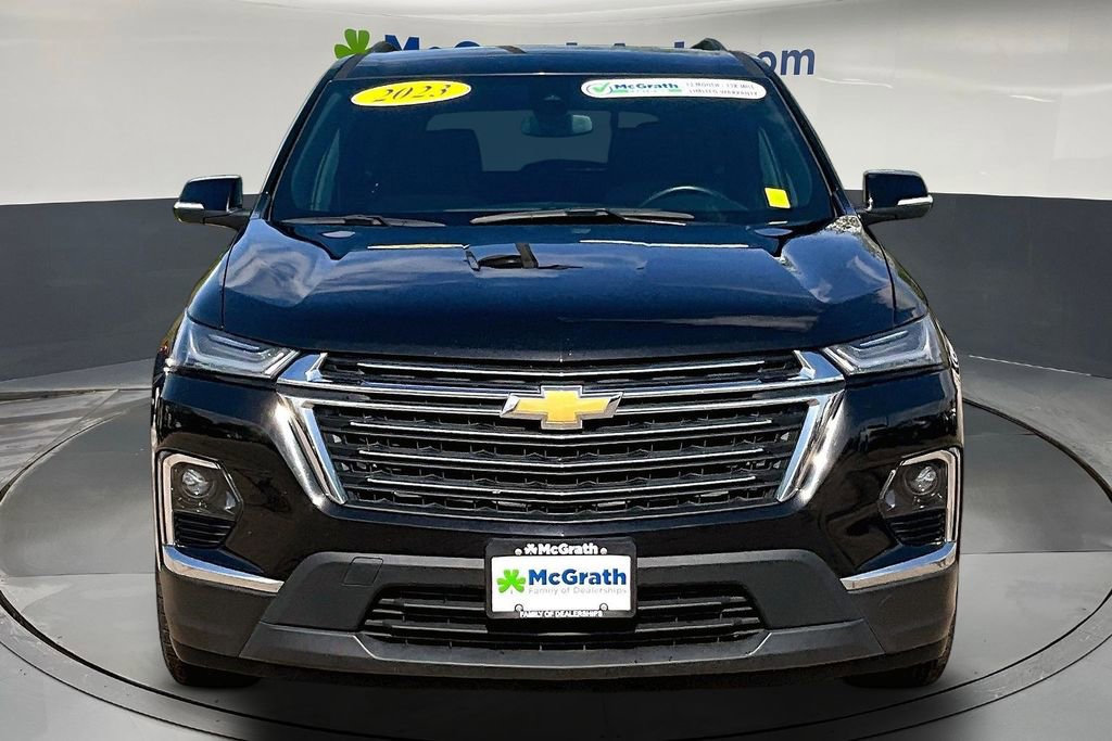 Used 2023 Chevrolet Traverse LT AWD/4WD image 2