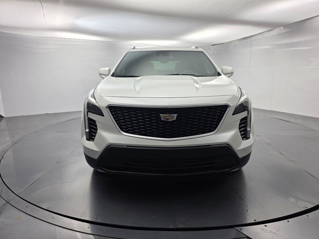 Used 2023 Cadillac XT4 Sport FWD image 2
