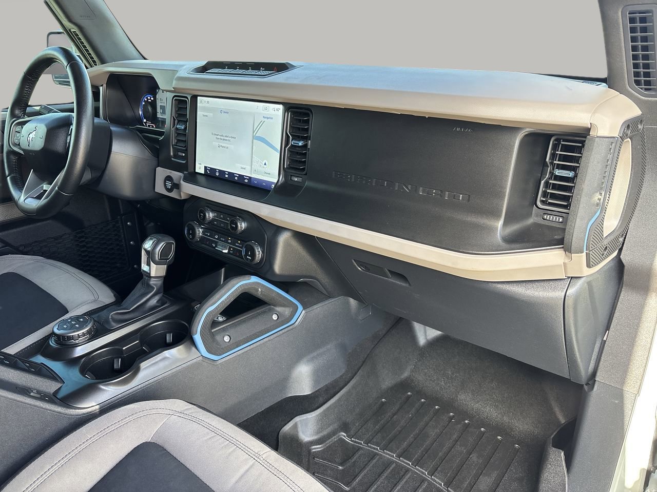 Certified 2022 Ford Bronco Wildtrak image 11