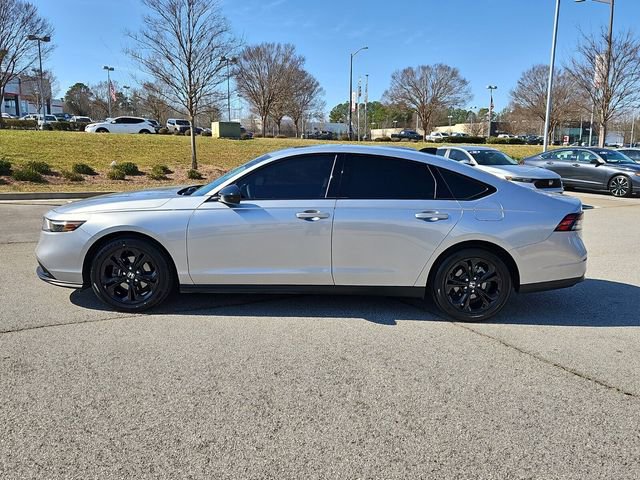 Used 2025 Honda Accord SE image 4