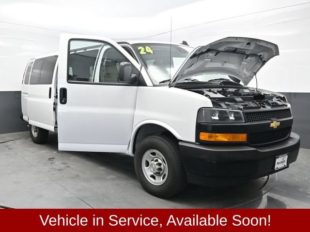 Used 2024 Chevrolet Express 3500 LS RWD image 39