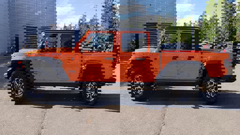 New 2025 Jeep Gladiator Rubicon w/ Convenience Group image 5