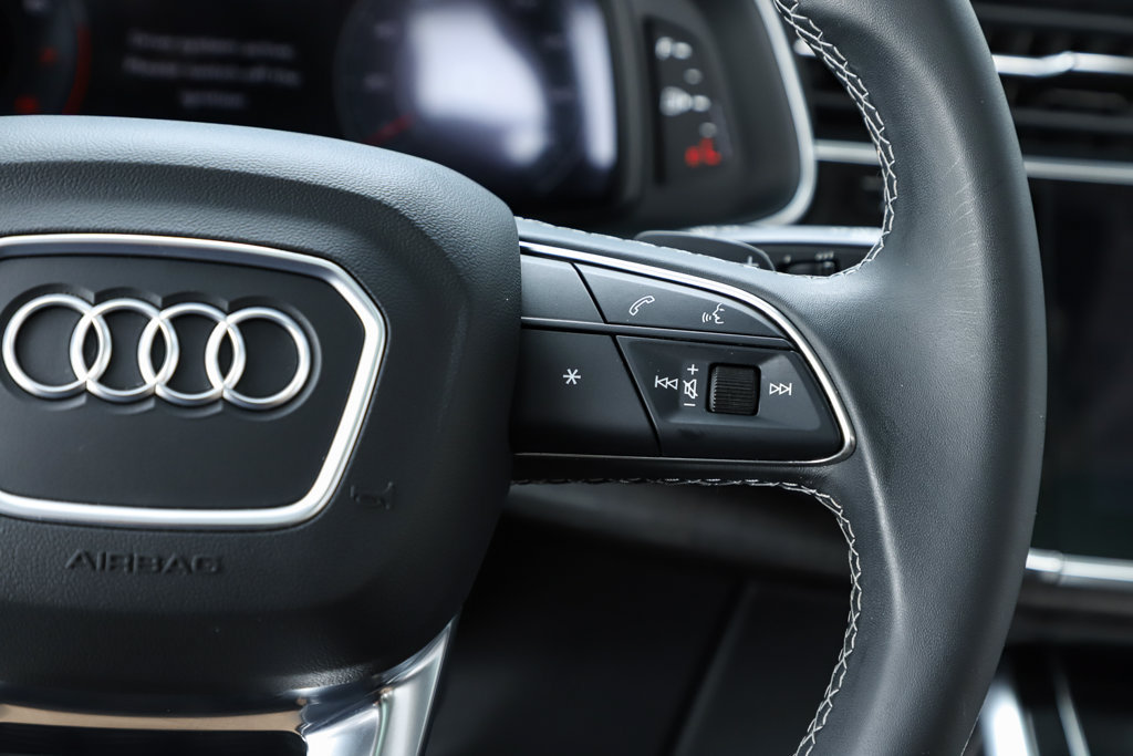 Used 2025 Audi Q7 3.0T Prestige w/ Prestige Package AWD/4WD image 26