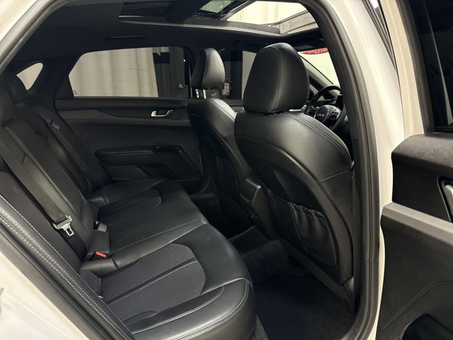 Used 2023 Kia K5 GT-Line image 29