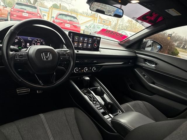 Used 2023 Honda Accord Sport image 24