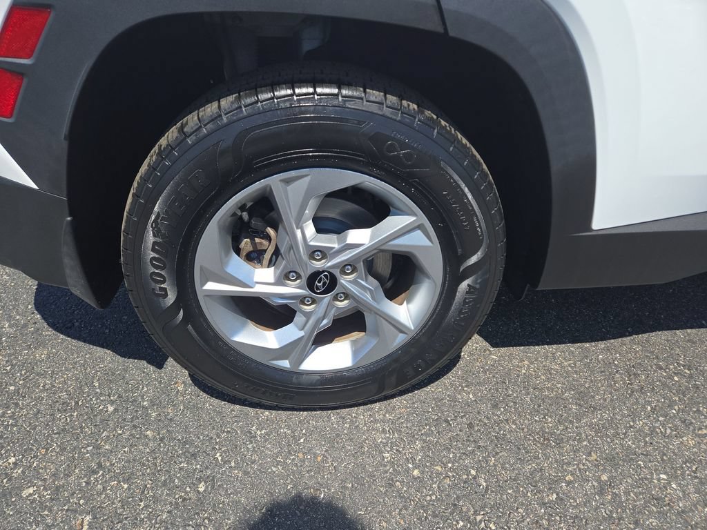 Used 2023 Hyundai Tucson SEL AWD/4WD image 2