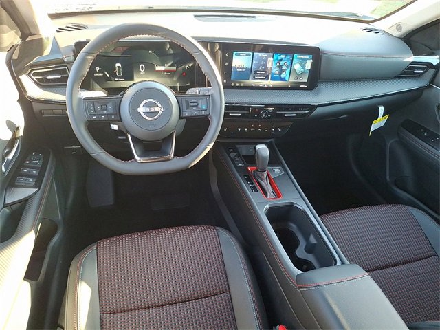 New 2026 Nissan Kicks SR w/ Cold Weather Package image 2