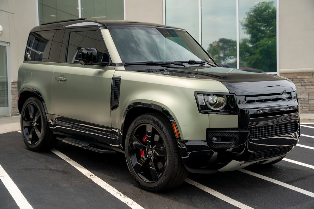 Used 2022 Land Rover Defender 90 X AWD/4WD image 9