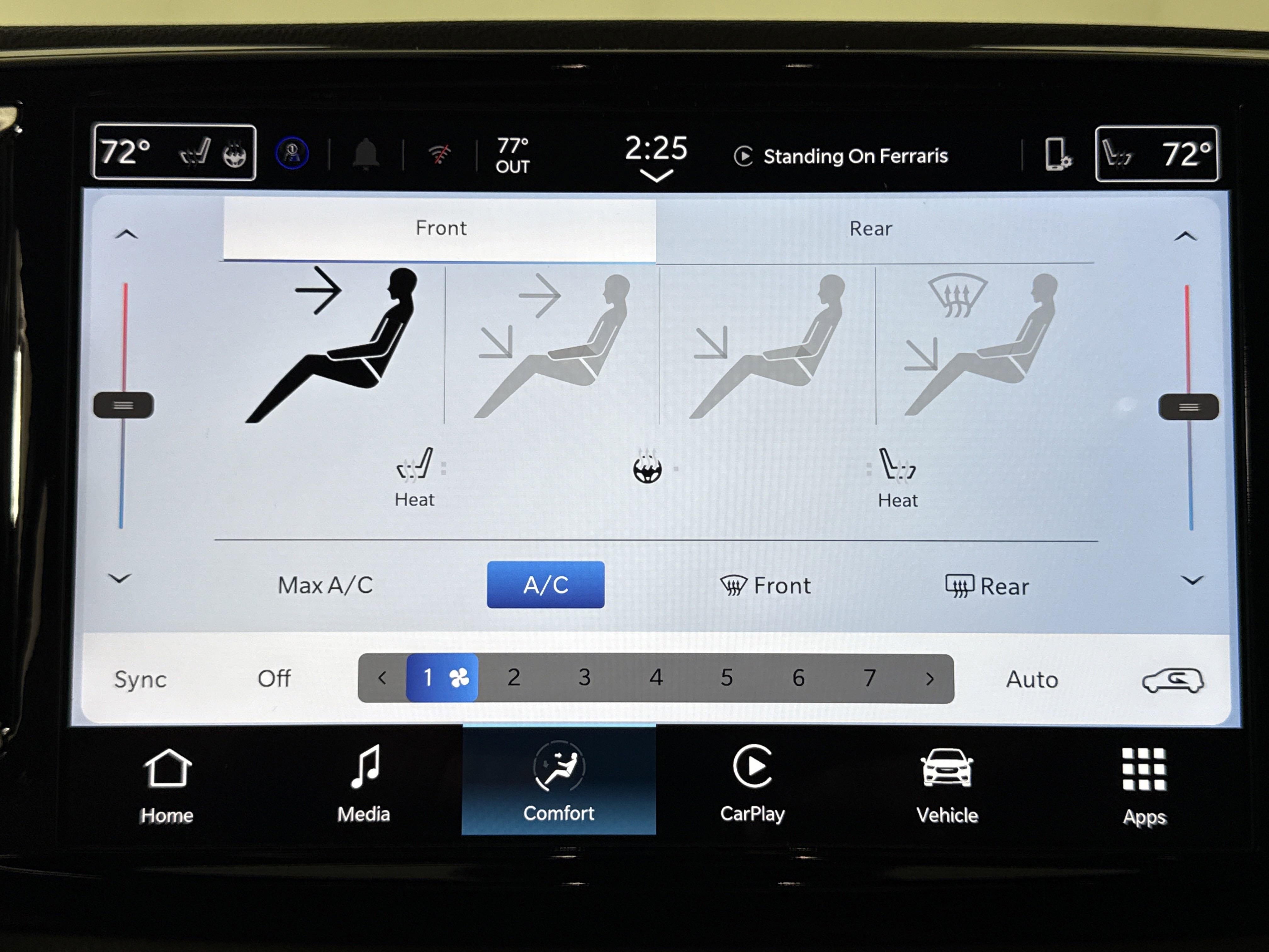 New 2026 Chrysler Voyager LX image 19