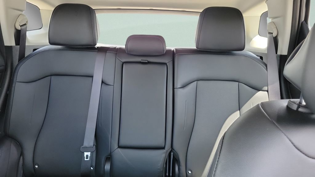 Used 2025 Kia Sportage EX w/ Premium Package image 10